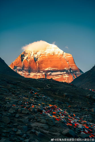 Sacred Sites in Tibetan Buddhism and Their Connection to Zen Blessing