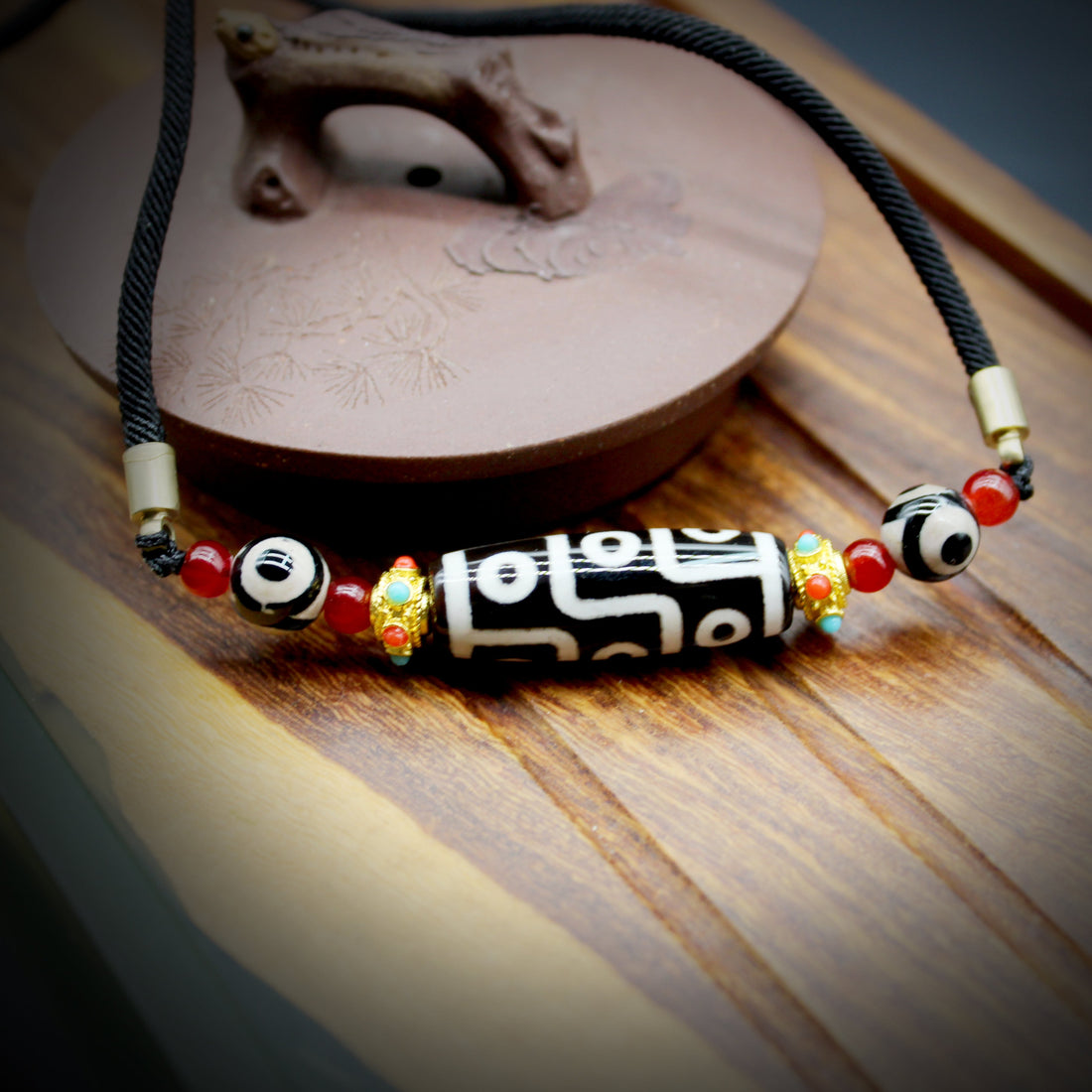 Ethnic style Tibetan style Nine eyed Tianzhu Necklace