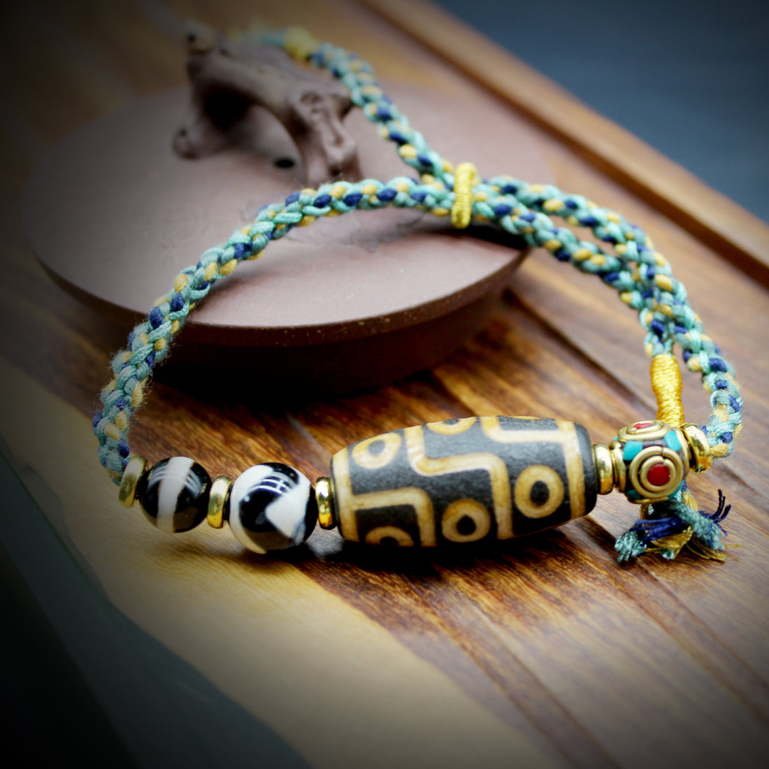 Nine eyed Tianzhu Tibetan hand woven bracelet